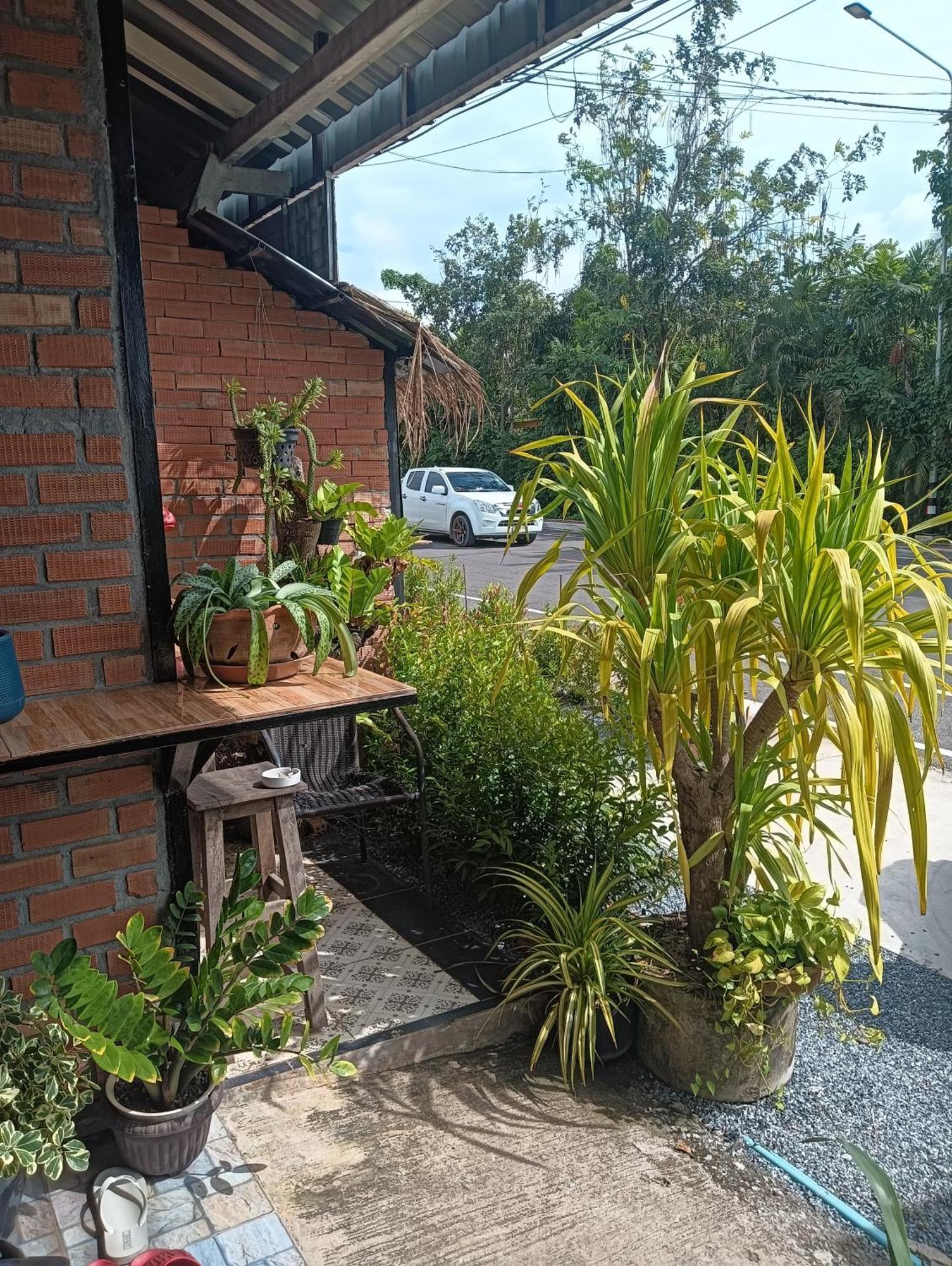 Krabi Nemo House Hostel Ao Nang Bagian luar foto