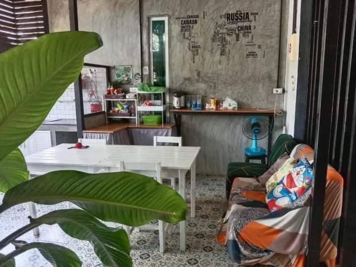 Krabi Nemo House Hostel Ao Nang Bagian luar foto