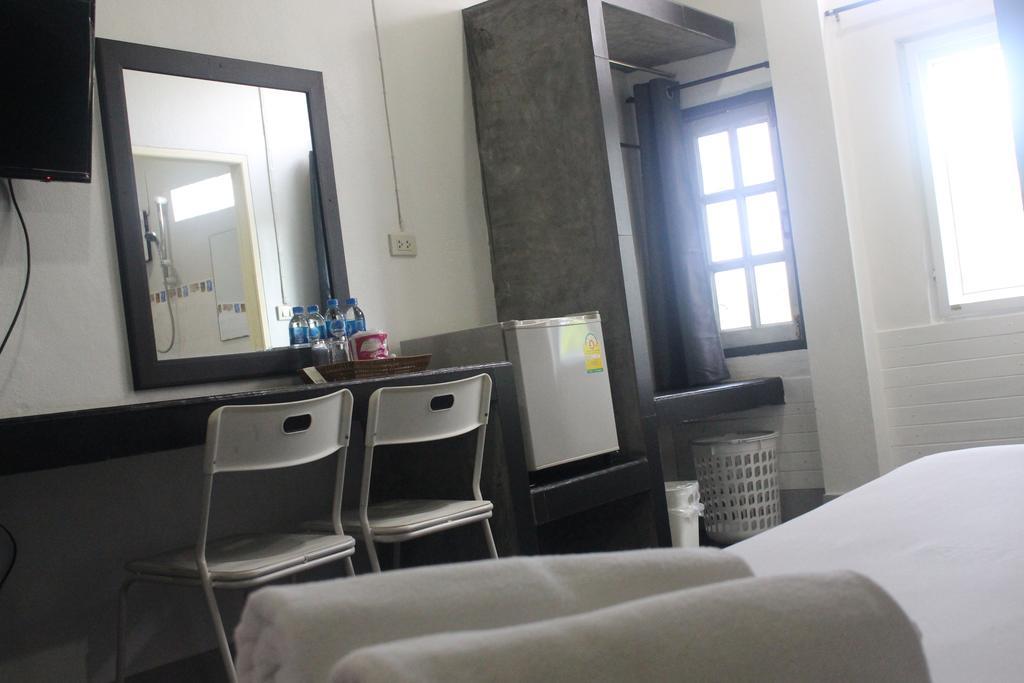 Krabi Nemo House Hostel Ao Nang Bagian luar foto