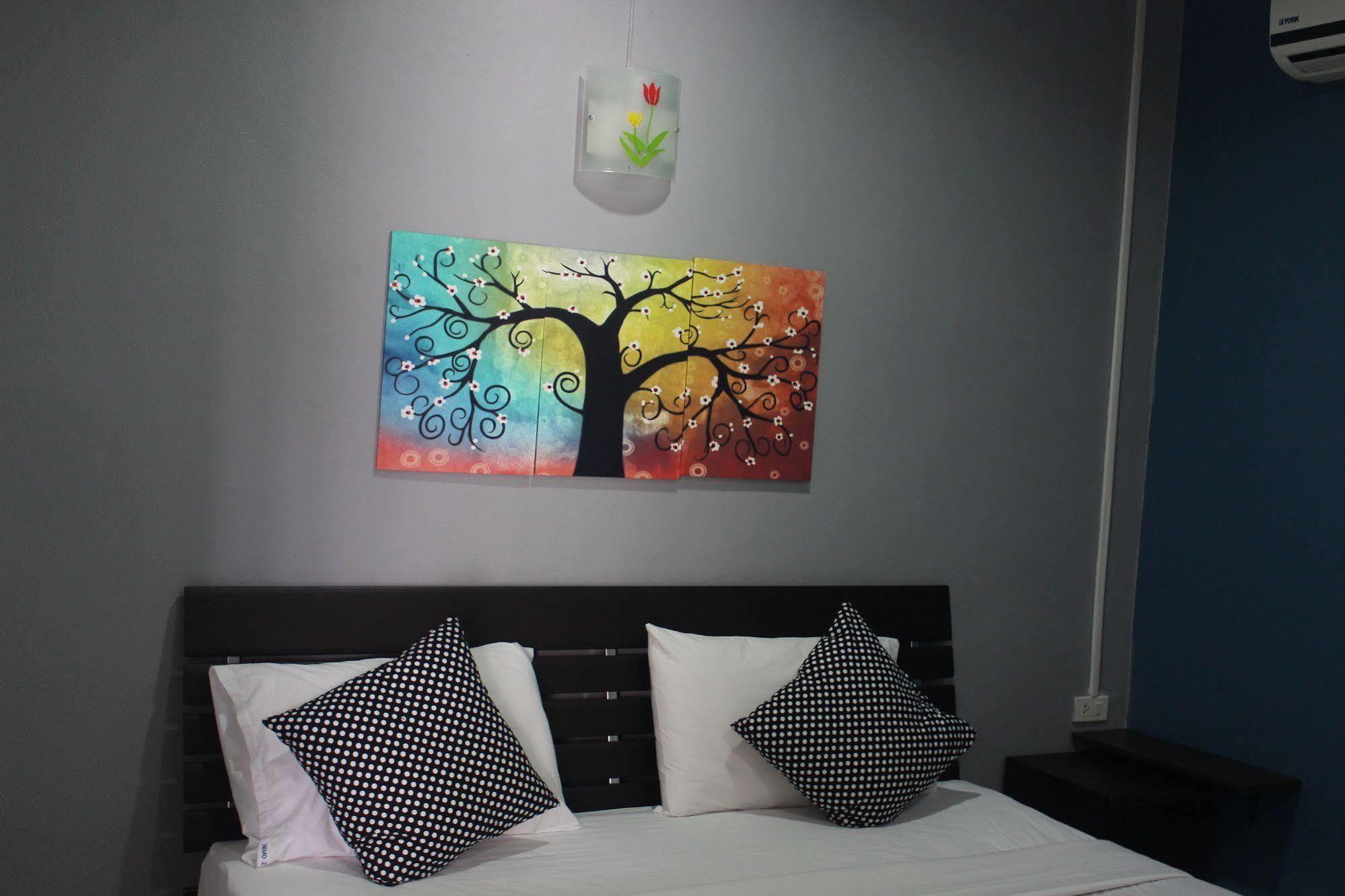 Krabi Nemo House Hostel Ao Nang Bagian luar foto
